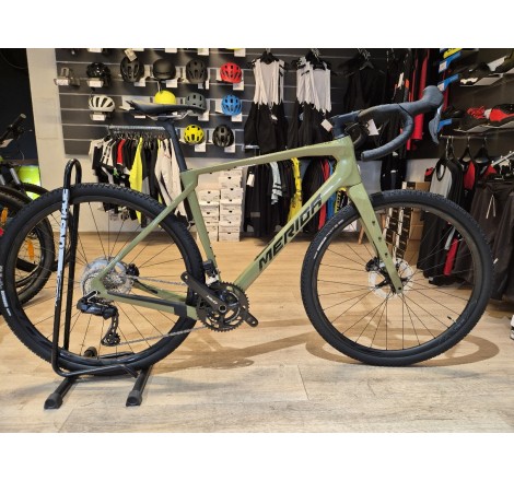 Vélo gravel carbone Merida Silex 8000 Di2