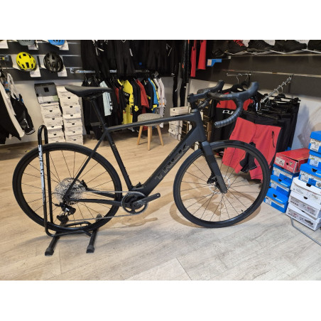Vélo course électrique TREK DOMANE + ALR5 noir