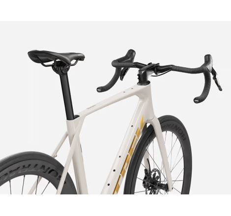 Velo route Trek domane Sl 7 AXS