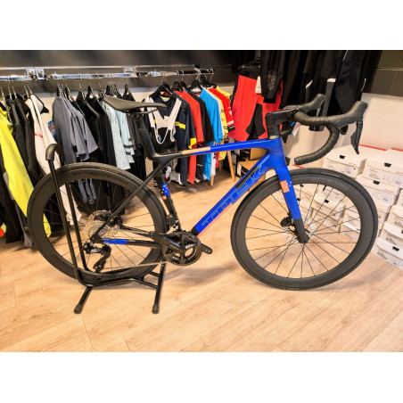 Roadbike Trek Madone SL6 Gen.8 - Sh. 105 di2 - cobalt blue